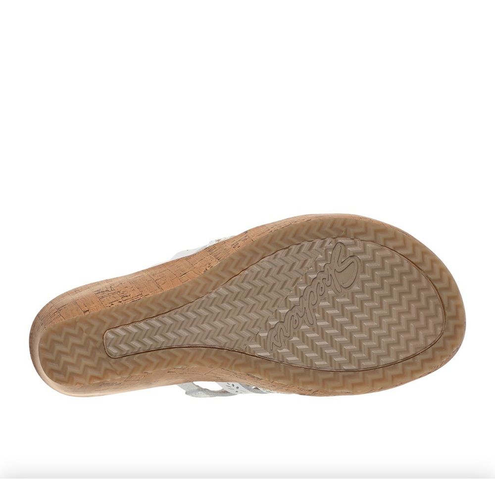 Total comfort Skechers Women's White wedge Sandals - Picture 5 of 9